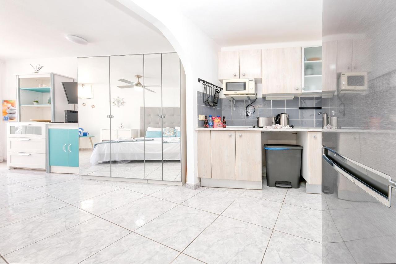 Suite Infinity Ocean - Sea View Puerto del Carmen  Bagian luar foto