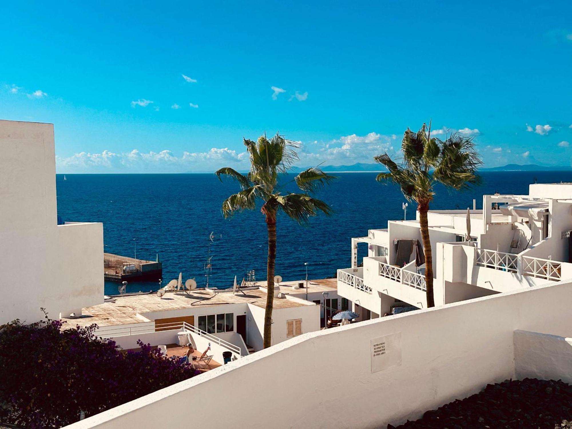 Suite Infinity Ocean - Sea View Puerto del Carmen  Bagian luar foto